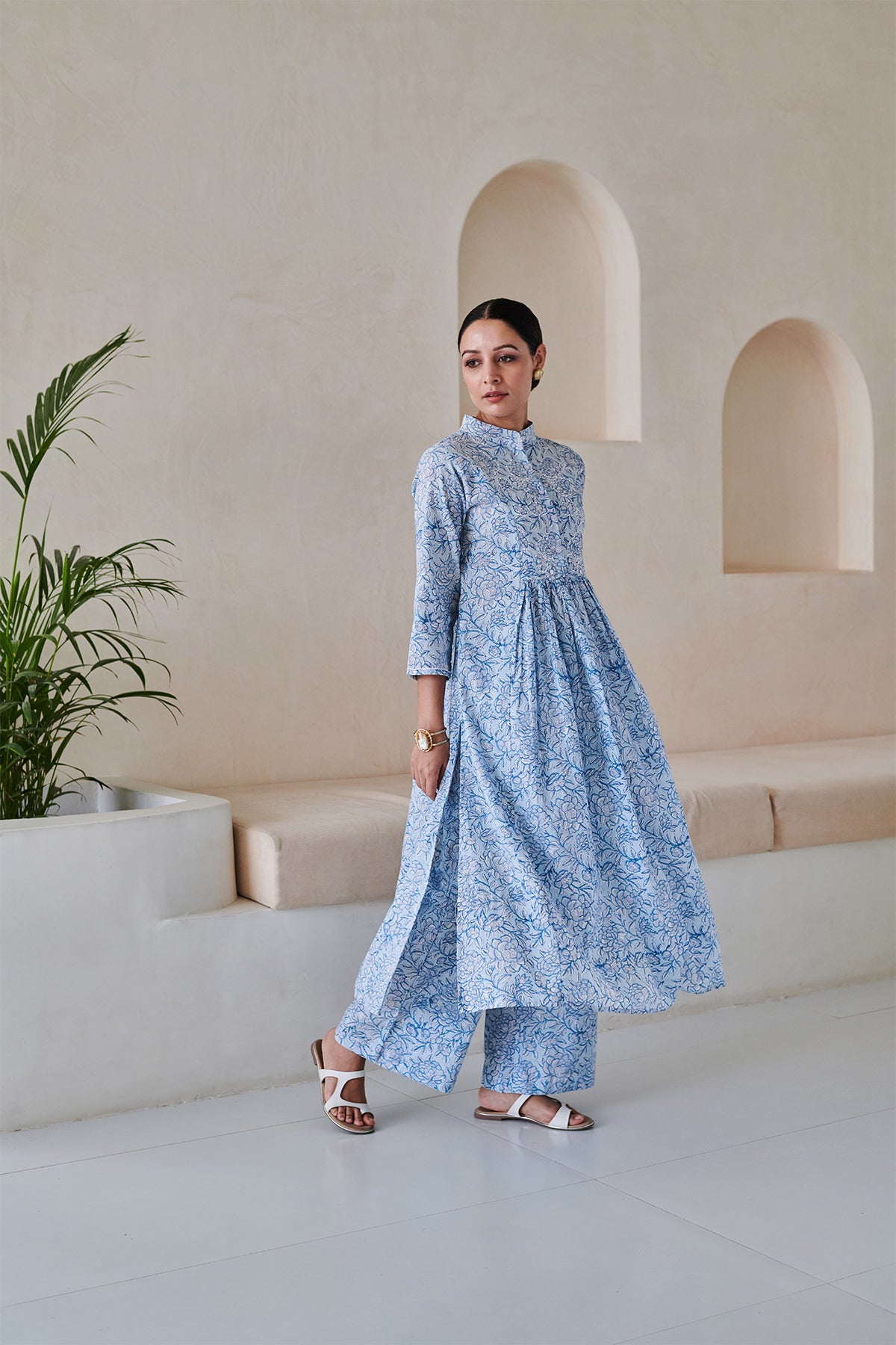 Mogra Collared Kurta