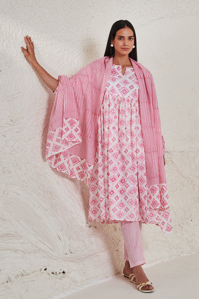 Gulabo striped dupatta