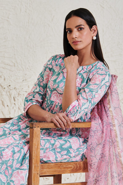 Pankhi Gathered Kurta