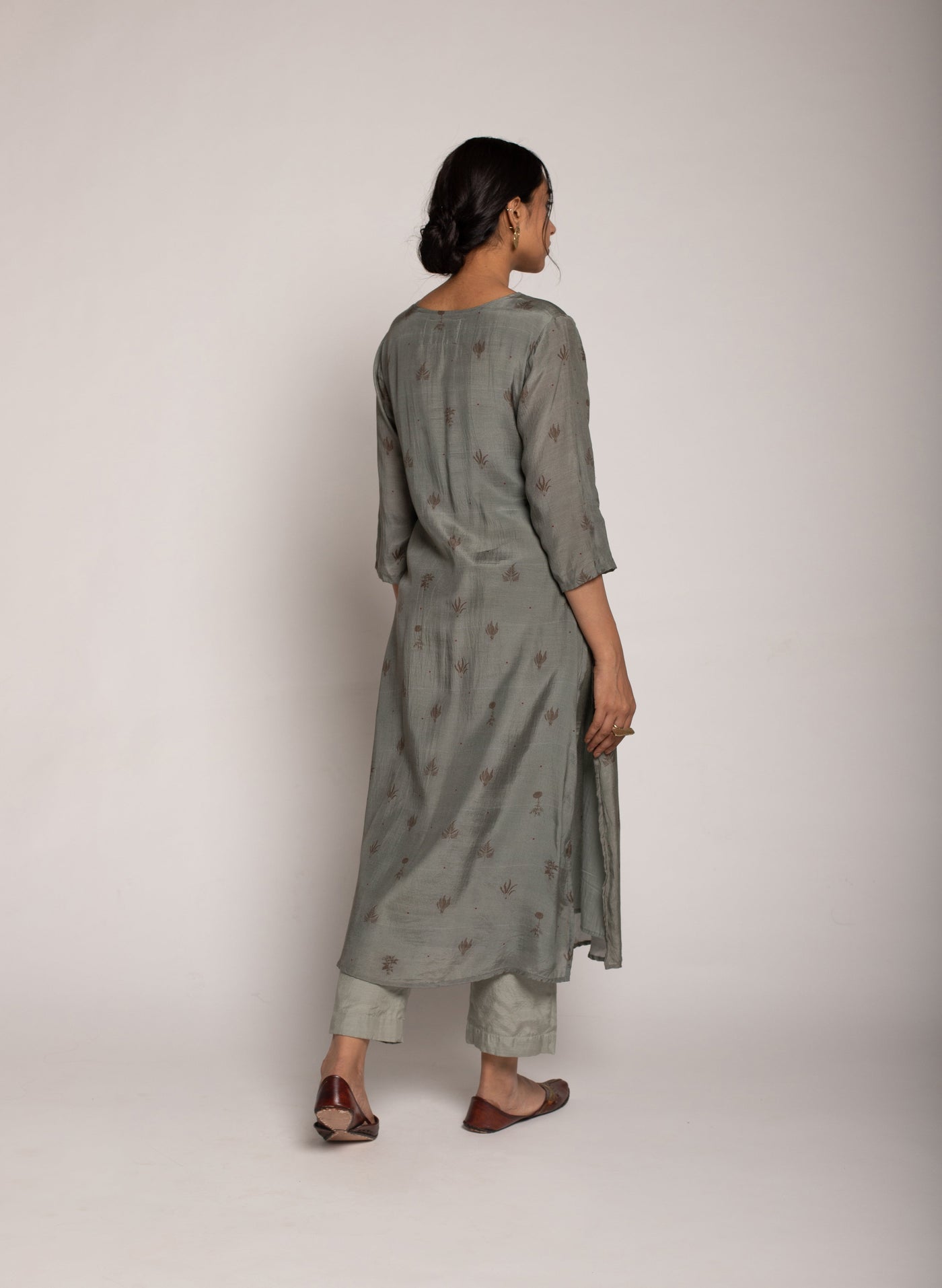 Handcrafted Nargis Kurta for Women