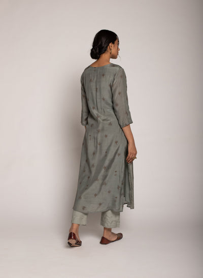Handcrafted Nargis Kurta for Women