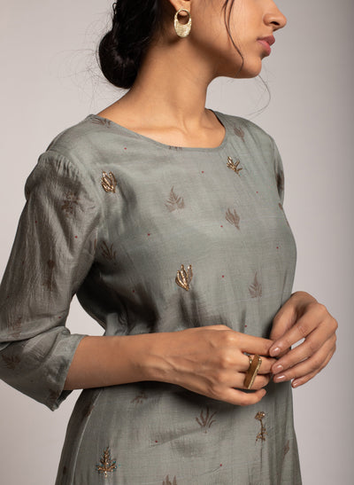 Buy Handcrafted Nargis Kurta