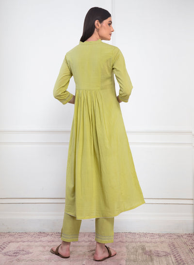 Get Bhini Cotton Pleated Kurta