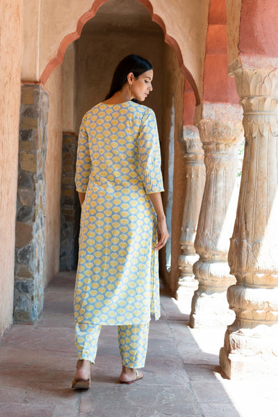 Bhumi Printed Pintuck Long Kurta