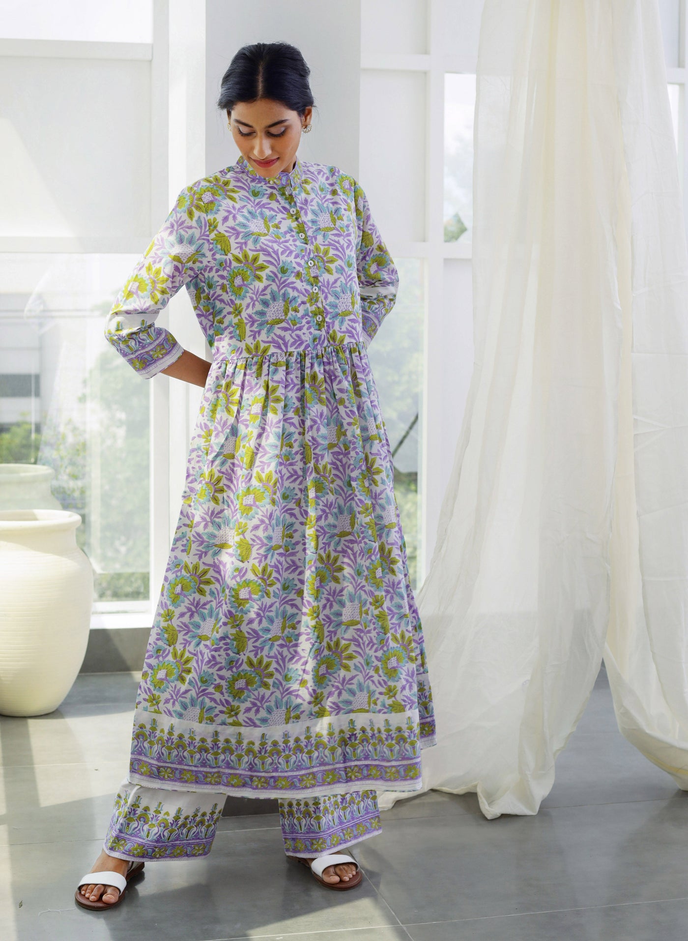 Get Nehru Collar Printed Kurta