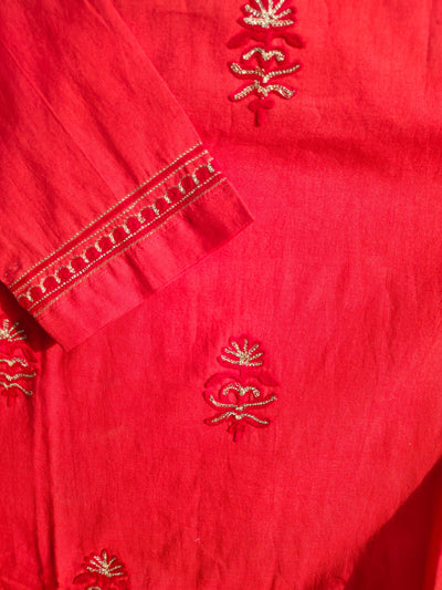 Surkh Straight Fit Kurta