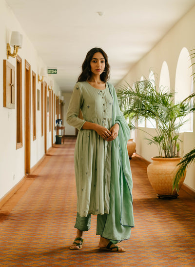 Online Koi Gathered Kurta