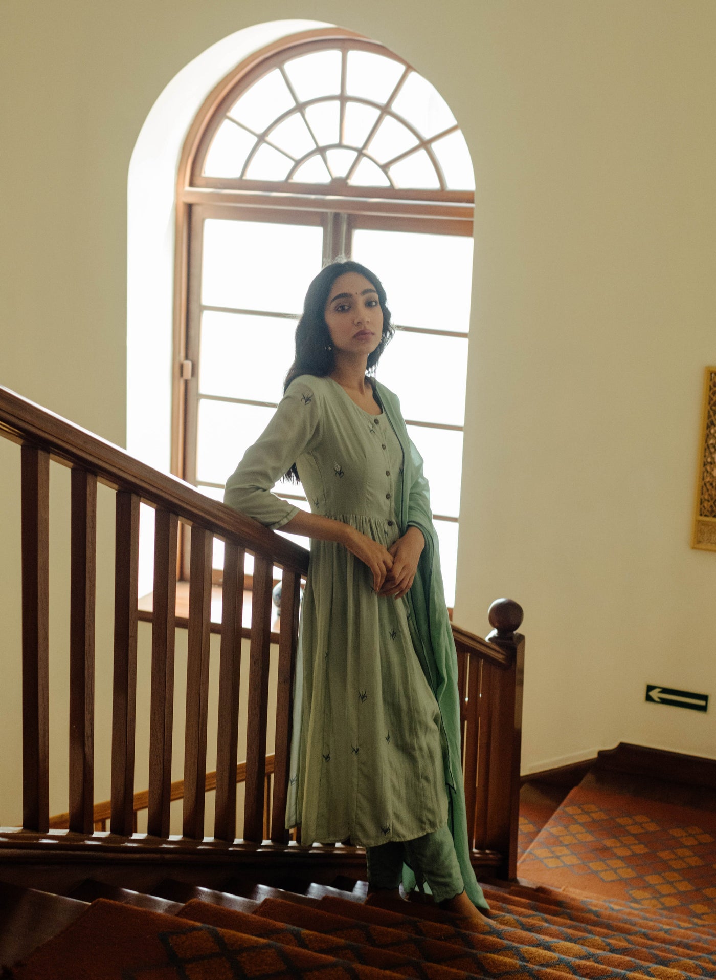 Get Koi Gathered Kurta