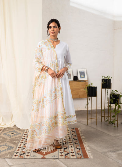 Get Gulainchi Cotton Kurta 