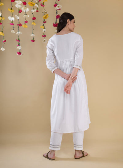 White Cotton Gathered Kurta