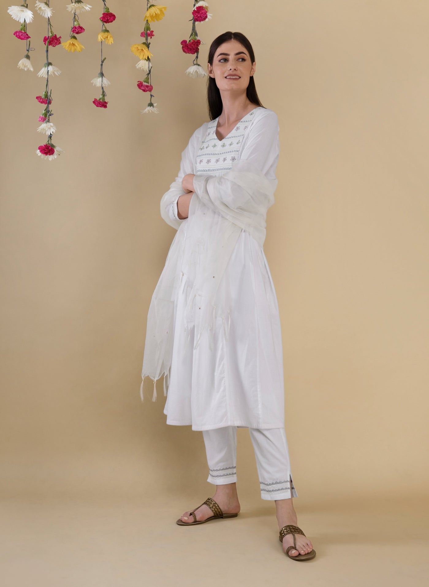 Women's White Cotton Gathered Kurta