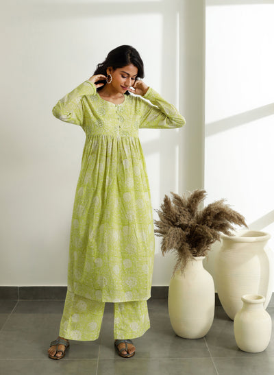 Shop Sabr Gathered Cotton Kurta