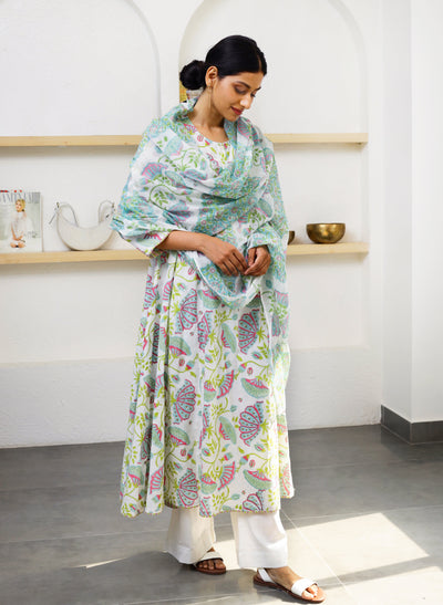 Women's Sifar Cotton Printed Kurta 
