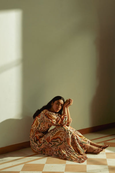 Tanjia Abstract Belted Long Dress