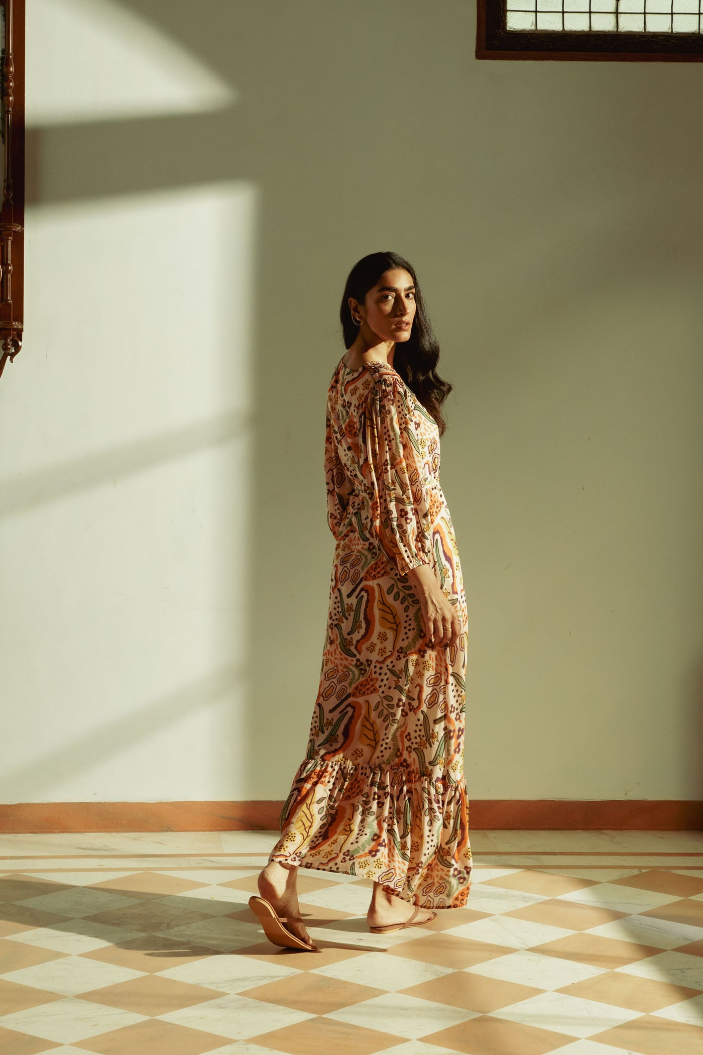 Tanjia Abstract Belted Long Dress
