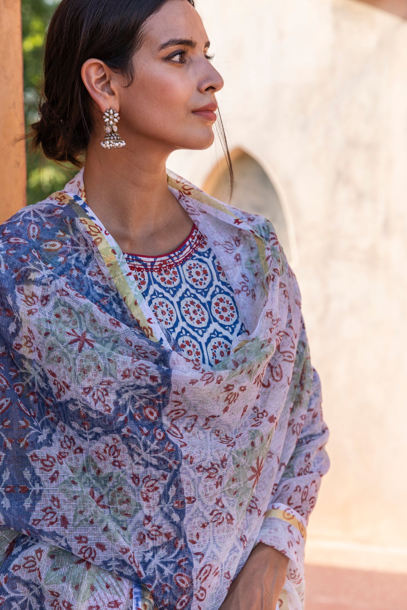 Neelkamal Dupatta