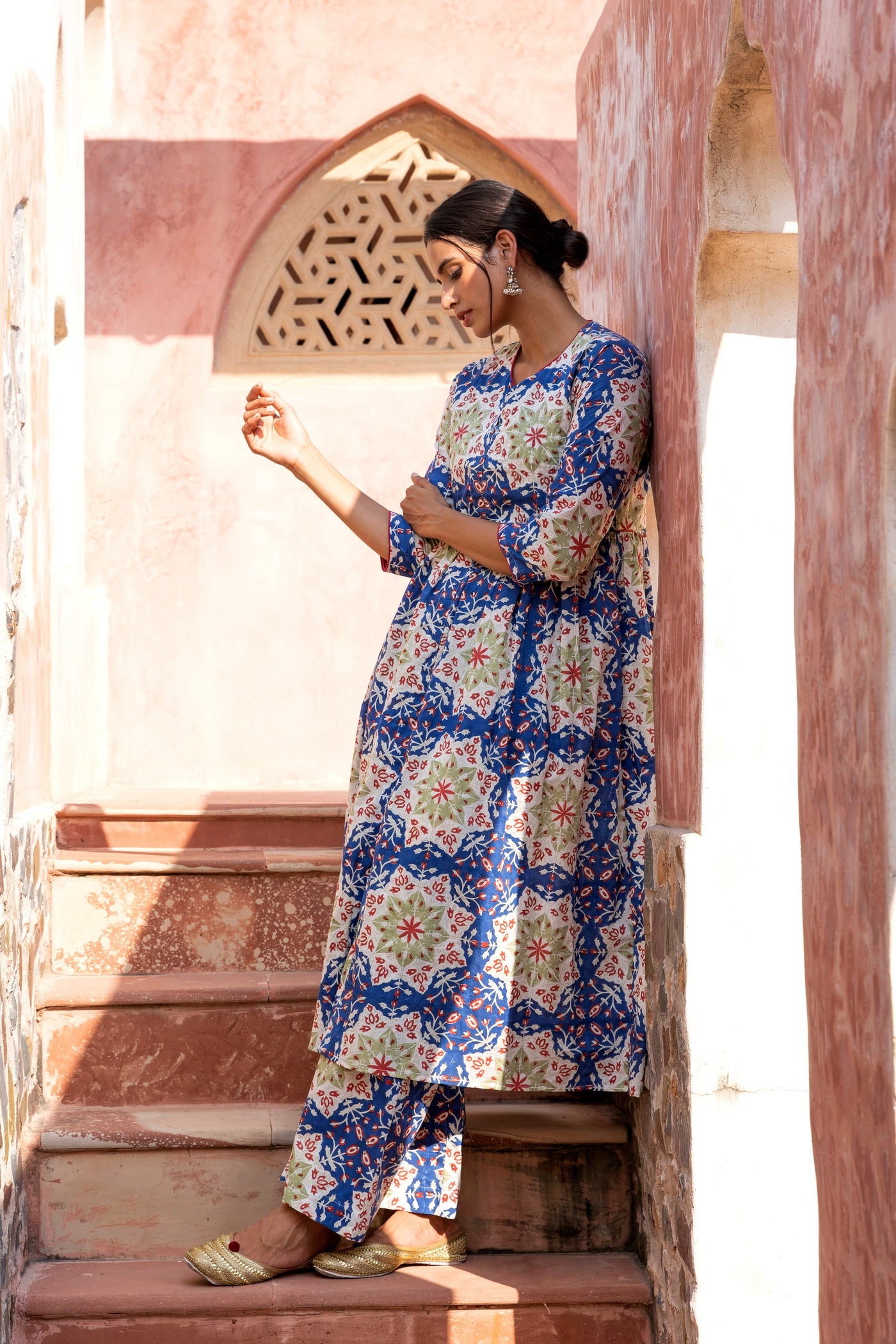 Neelkamal Gathered Block-Printed Kurta