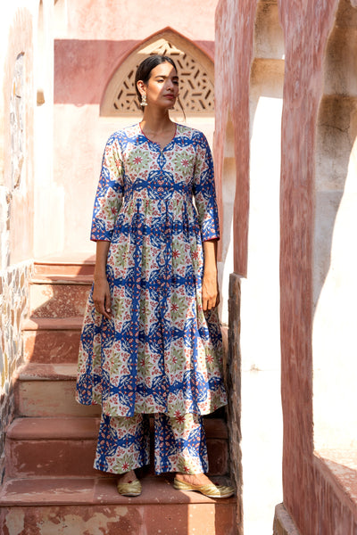 Neelkamal Gathered Block-Printed Kurta